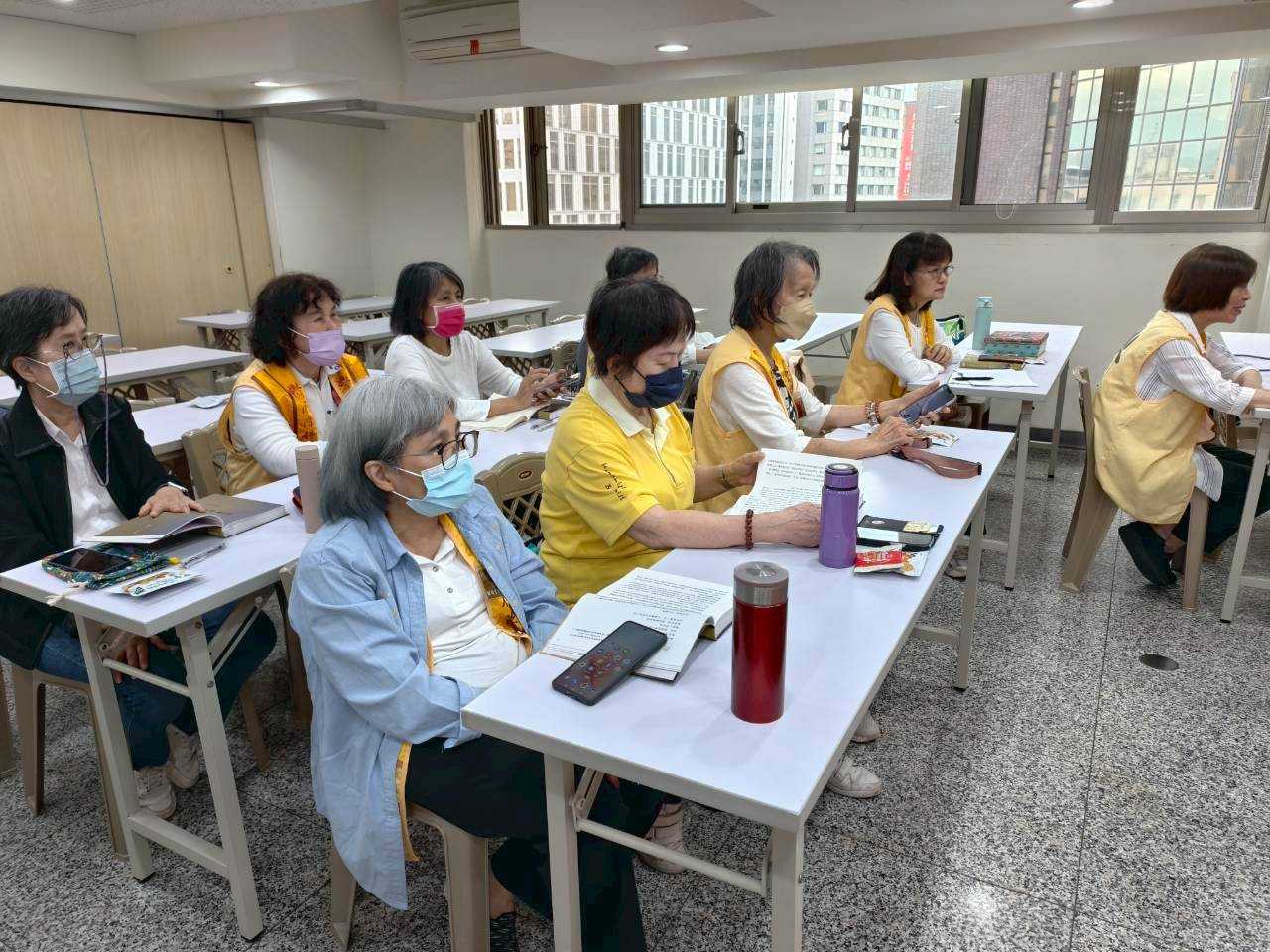 LINE_ALBUM_202646讀書會暨4月份月例會_260413_2