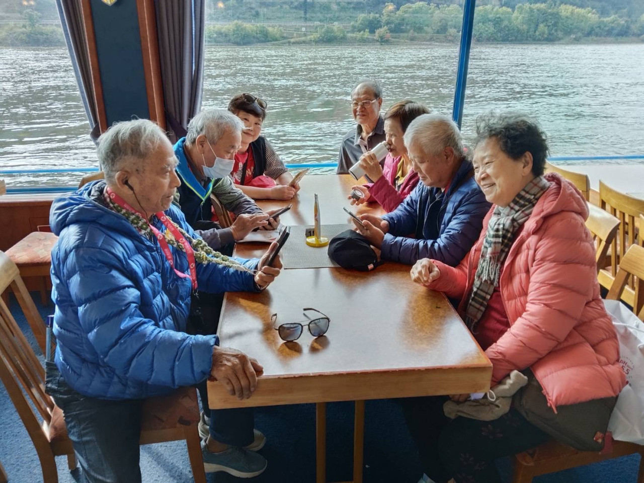 D23EE86E-776B-4EAD-861F-F365F1E3C6EC