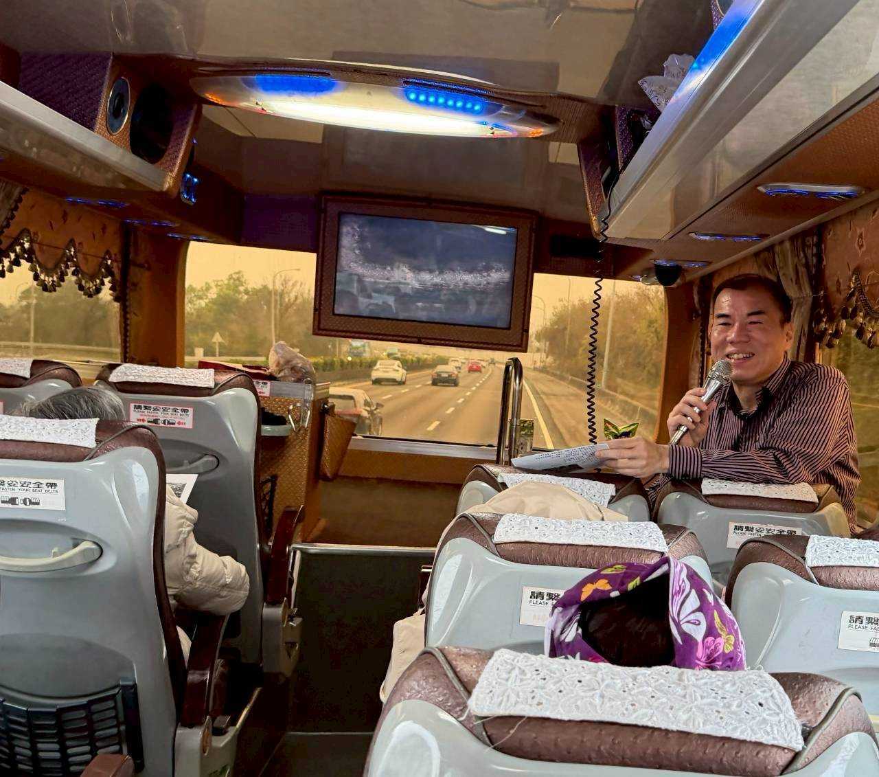 LINE_ALBUM_220讀書會，朝山，帶領人：簡麗香_260311_3