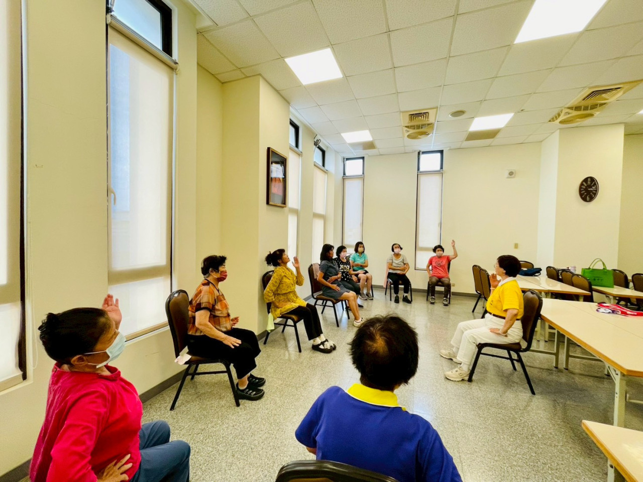 LINE_ALBUM_2025.10.20.法華讀書會_251020_21